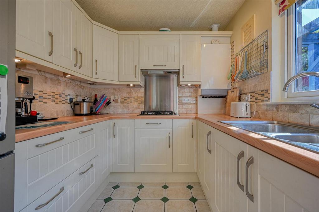 DSC 3084 hdr-Edit.jpg