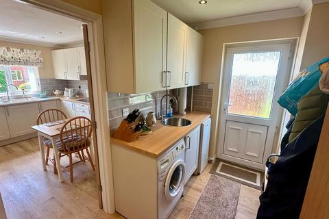 8 Nursery Drive, Moreton On Lugg, Hereford, HR4 8DJ