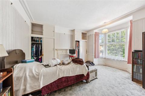 35 Collingwood Avenue, London, N10 3EH