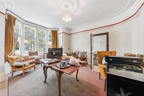 35 Collingwood Avenue, London, N10 3EH