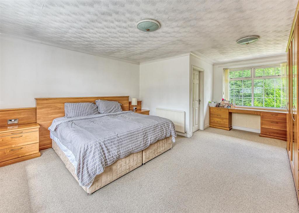 1 Ash Hill-bed1a.jpg
