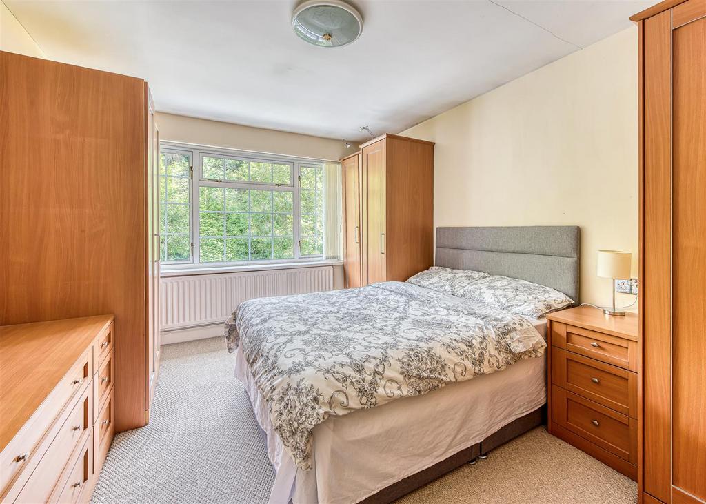 1 Ash Hill-bed3.jpg