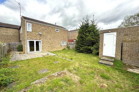 3 bedroom semi-detached house for sale - Bamburg Close, Corby NN18