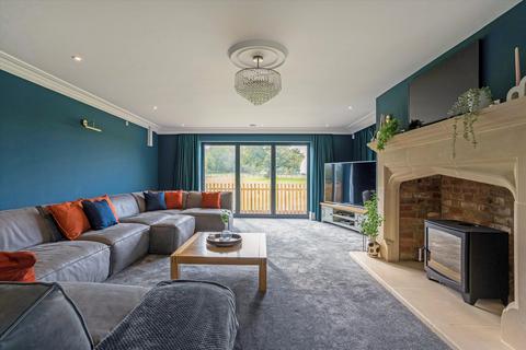 4 bedroom detached house for sale, Arlingham Road, Saul, Gloucester, Gloucestershire, GL2