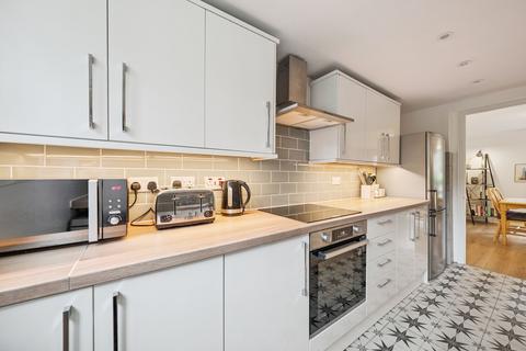 2 bedroom flat for sale, 87c, Shawhill Road, Shawlands, Glasgow, G41 3RW
