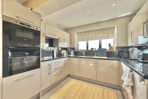 undefined, Moorside Close, Mapplewell, Barnsley
