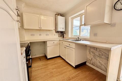 24 Lulham Close, Telscombe Cliffs, Peacehaven, BN10 7BG