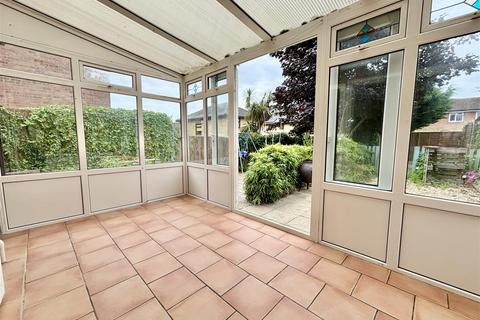 24 Lulham Close, Telscombe Cliffs, Peacehaven, BN10 7BG