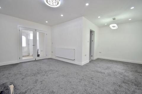 3 bedroom semi-detached house for sale, Greenbank Drive, Oadby, Leicester, LE2
