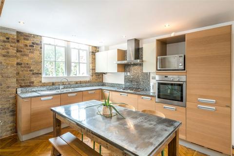 5 Reed Place, London, SW4 7LF