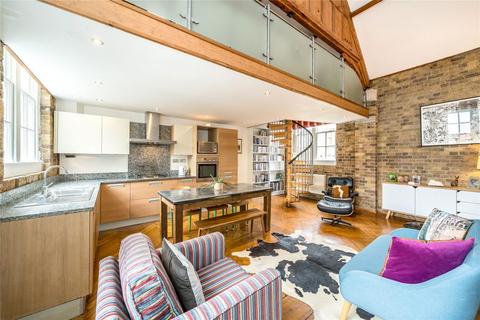 5 Reed Place, London, SW4 7LF