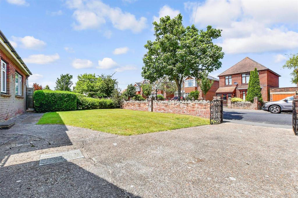 Driveway/Parking