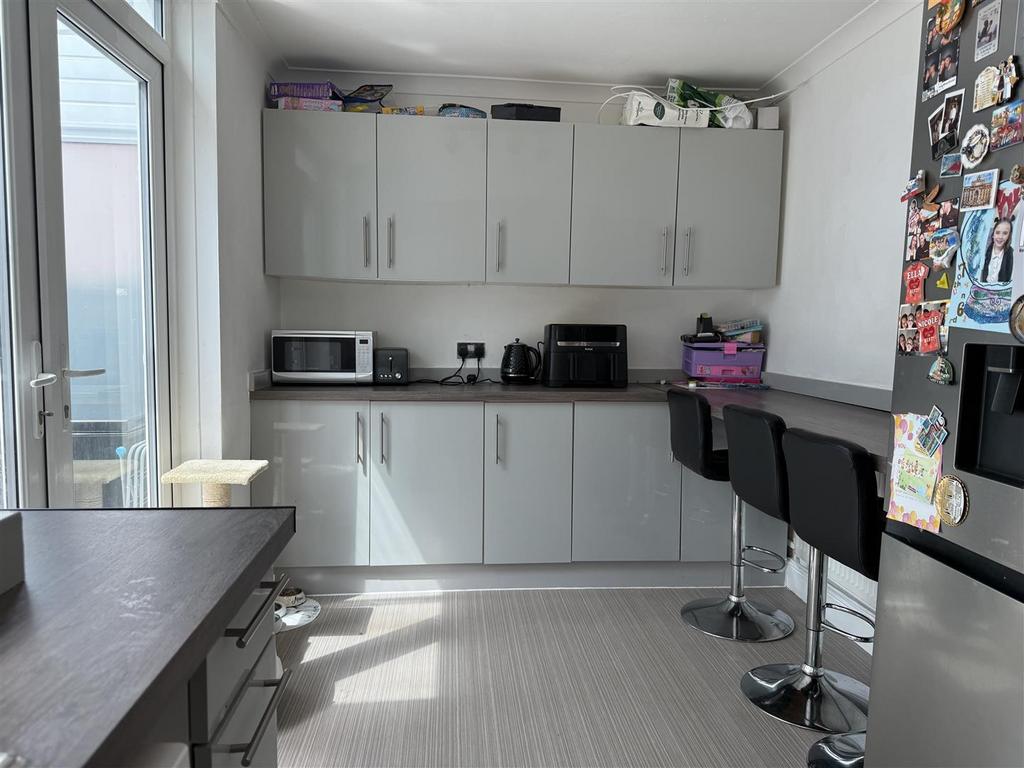 Open Plan KItchen Dining Room