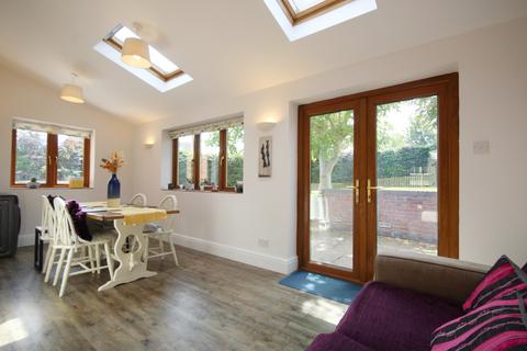 The Gables Chapel Lane, Kingsley, Frodsham, WA6 8HB