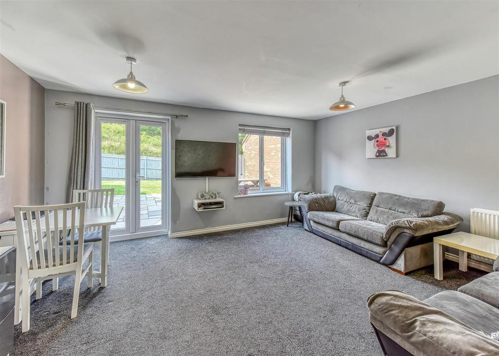 7 Taper Close-Living Room.jpg