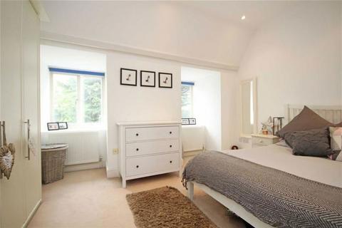 1 bedroom flat for sale, Borough Road, Isleworth TW7
