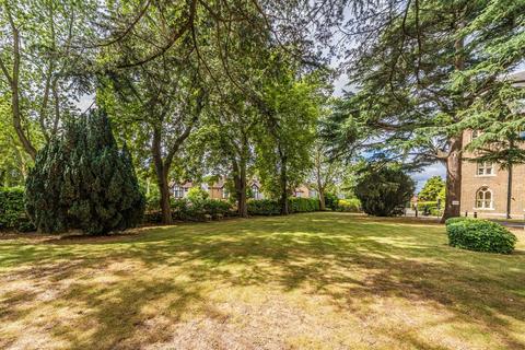 1 bedroom flat for sale, Borough Road, Isleworth TW7