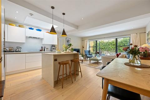 2 bedroom apartment for sale, Davisville Road, London, W12
