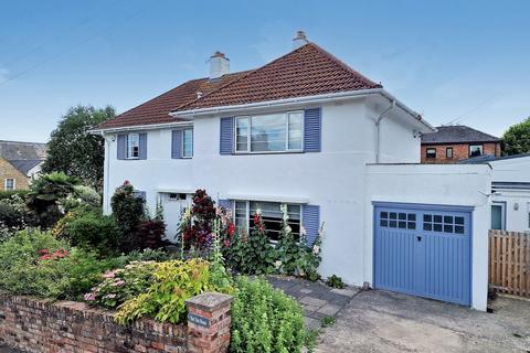 Yew Tree House Allington Park, Bridport, DT6 5DD
