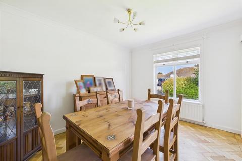 13 Connaught Close, Nottage, Porthcawl, CF36 3SL