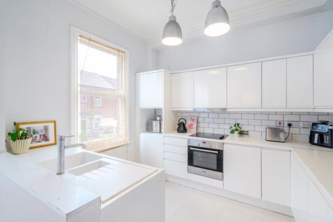 186 Harehills Avenue, Leeds, LS8 4ET