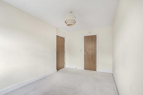 undefined, North Road, Woking, Surrey, GU21