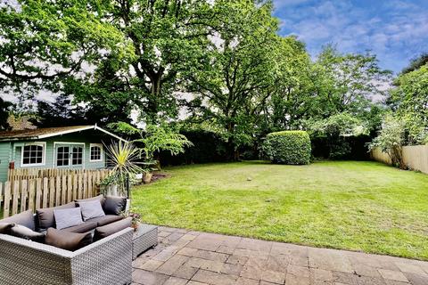 4 bedroom detached house for sale, Fir Tree Hill, SP6 3AY