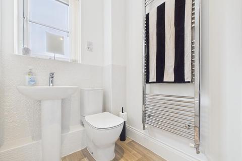 2 bedroom apartment for sale, Cromford Road, Matlock DE4
