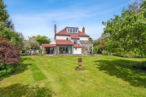 4 bedroom detached house for sale, Oxford Road, Dinton