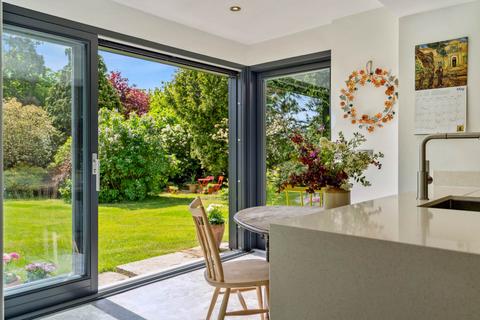 4 bedroom detached house for sale, Oxford Road, Dinton