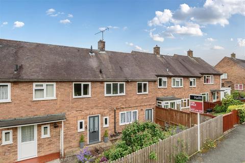 3 bedroom terraced house for sale, Bron Y Gaer, Llanfyllin.