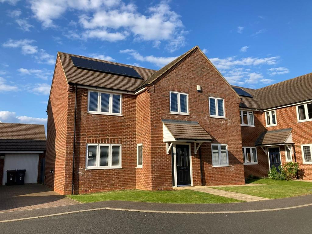 3 Pagnell Court, Wootton, Northampton NN4 6 EF