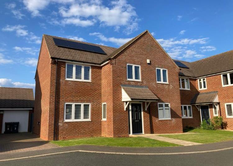 3 Pagnell Court, Wootton, Northampton NN4 6 EF