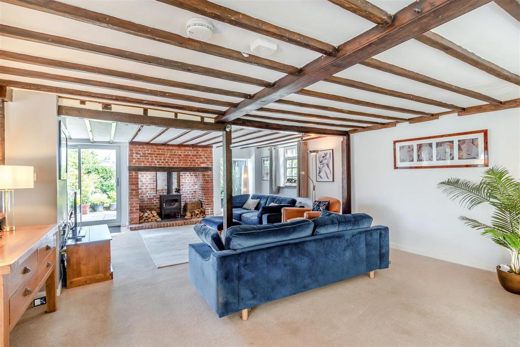 8653506-interior18.jpg