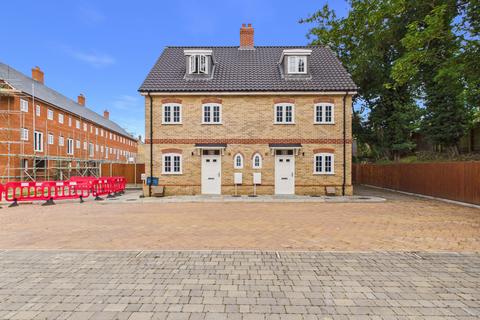 3 bedroom semi-detached house for sale, Abbots Gate, Bury St Edmunds, Suffolk