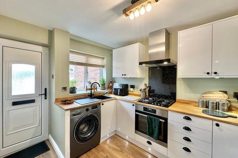 64 Bonington Drive, Hereford, HR4 0RU