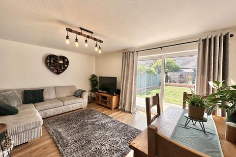 64 Bonington Drive, Hereford, HR4 0RU