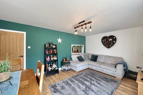 64 Bonington Drive, Hereford, HR4 0RU