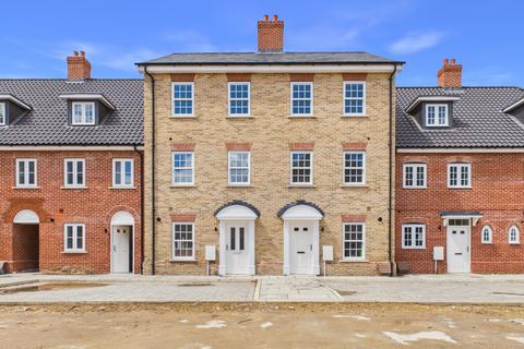 4 bedroom terraced house for sale, Abbots Gate, Bury St Edmunds, Suffolk