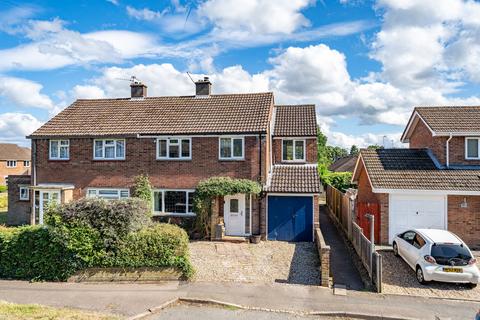undefined, Luton Road, Caddington, LU1