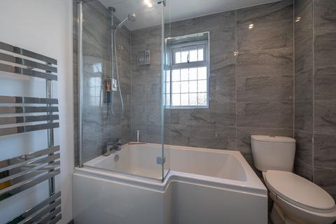 undefined, Luton Road, Caddington, LU1