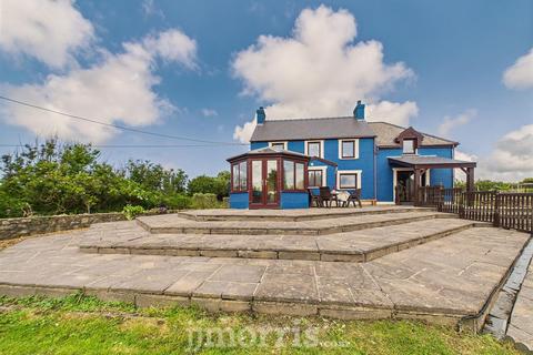 6 bedroom property with land for sale, St. Nicholas, Goodwick
