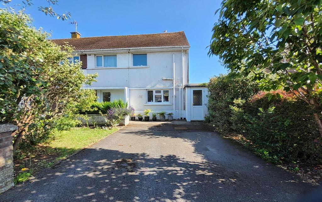 Pant Morfa, Porthcawl CF36 3 bed semi-detached house - £240,000