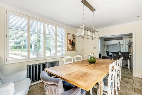 Lake House Four Elms Road, Four Elms, Edenbridge, TN8 6NL