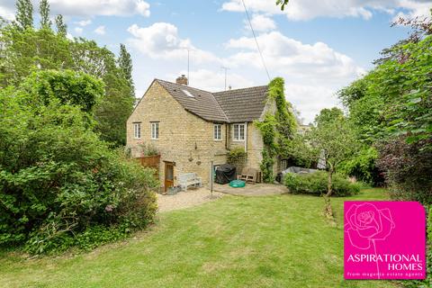 undefined, 'The Woodlands', Stanwick