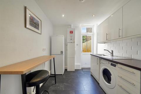 1 bedroom flat for sale, Sandringham Road, Willesden Green