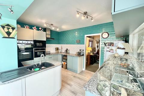 3 bedroom detached bungalow for sale, Dolphin Court Road, Windmill, Paignton