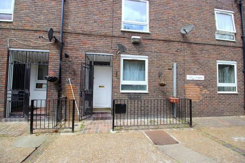 371 Abbott Road, London, E14 0NG