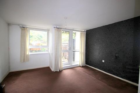 371 Abbott Road, London, E14 0NG