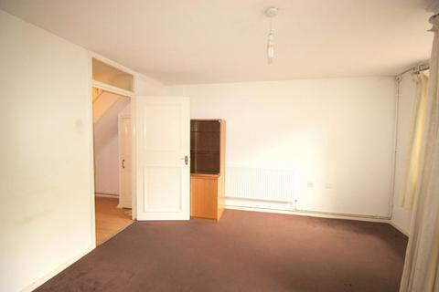 371 Abbott Road, London, E14 0NG